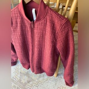Lululemon jacket size 8